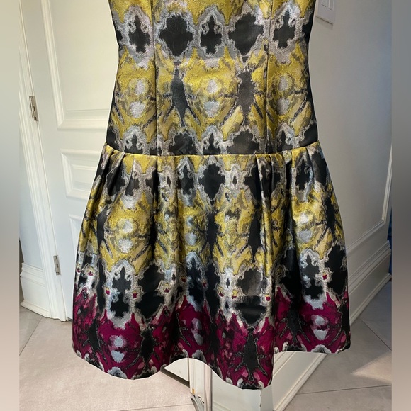 Oscar de la Renta dress - Picture 2 of 6